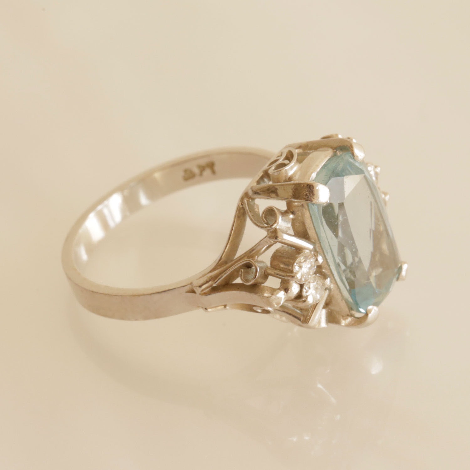Product main image - 09823018-d8c5-4801-bf7b-e7d719f4a291