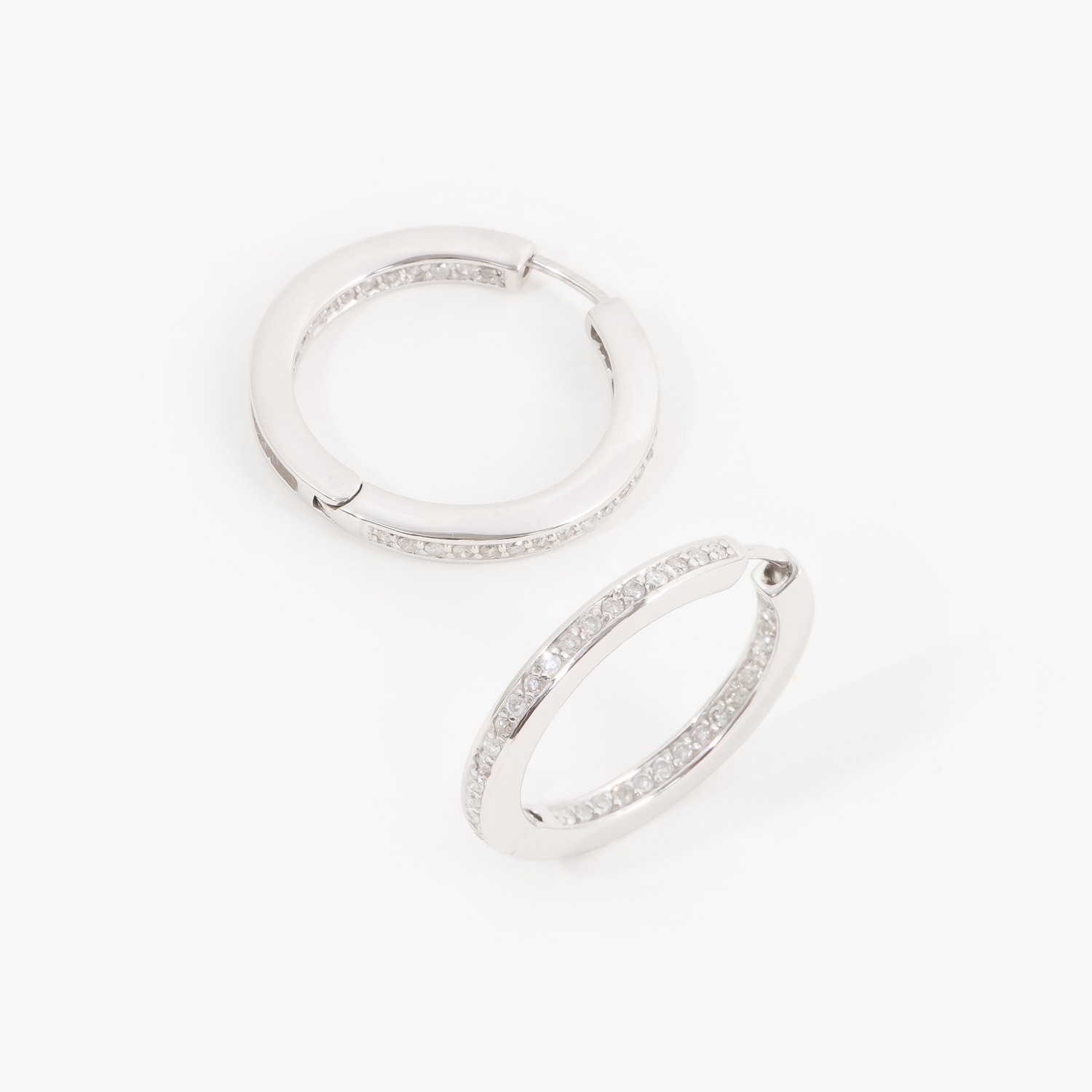 image_878f9057-4b60-452d-9b63-80b69030193b