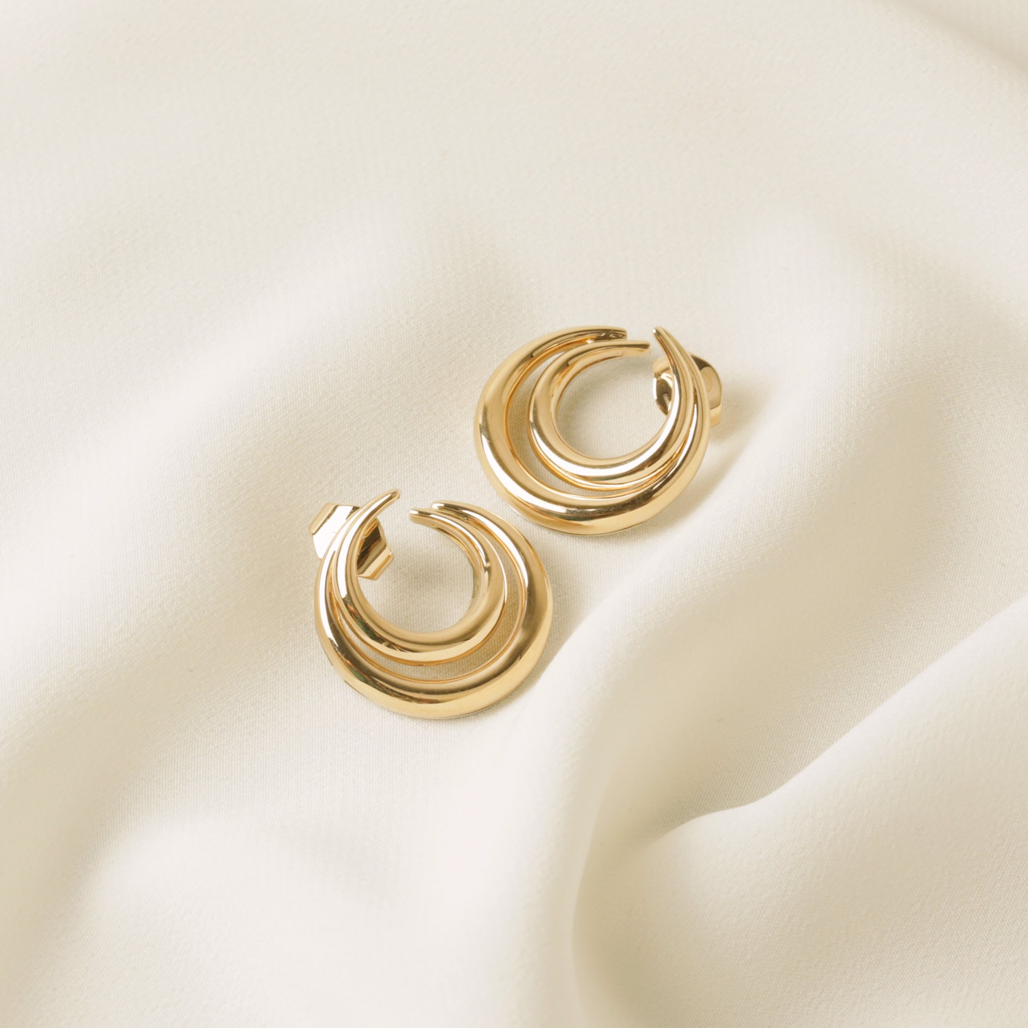 Brinco H.Stern coleção Iris em ouro rosé