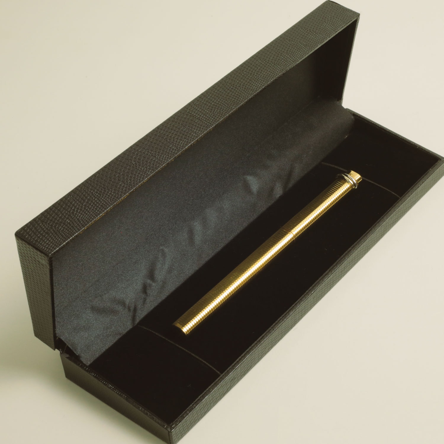 Caneta Cartier Les must de Cartier Vendome Rollerball Dourada