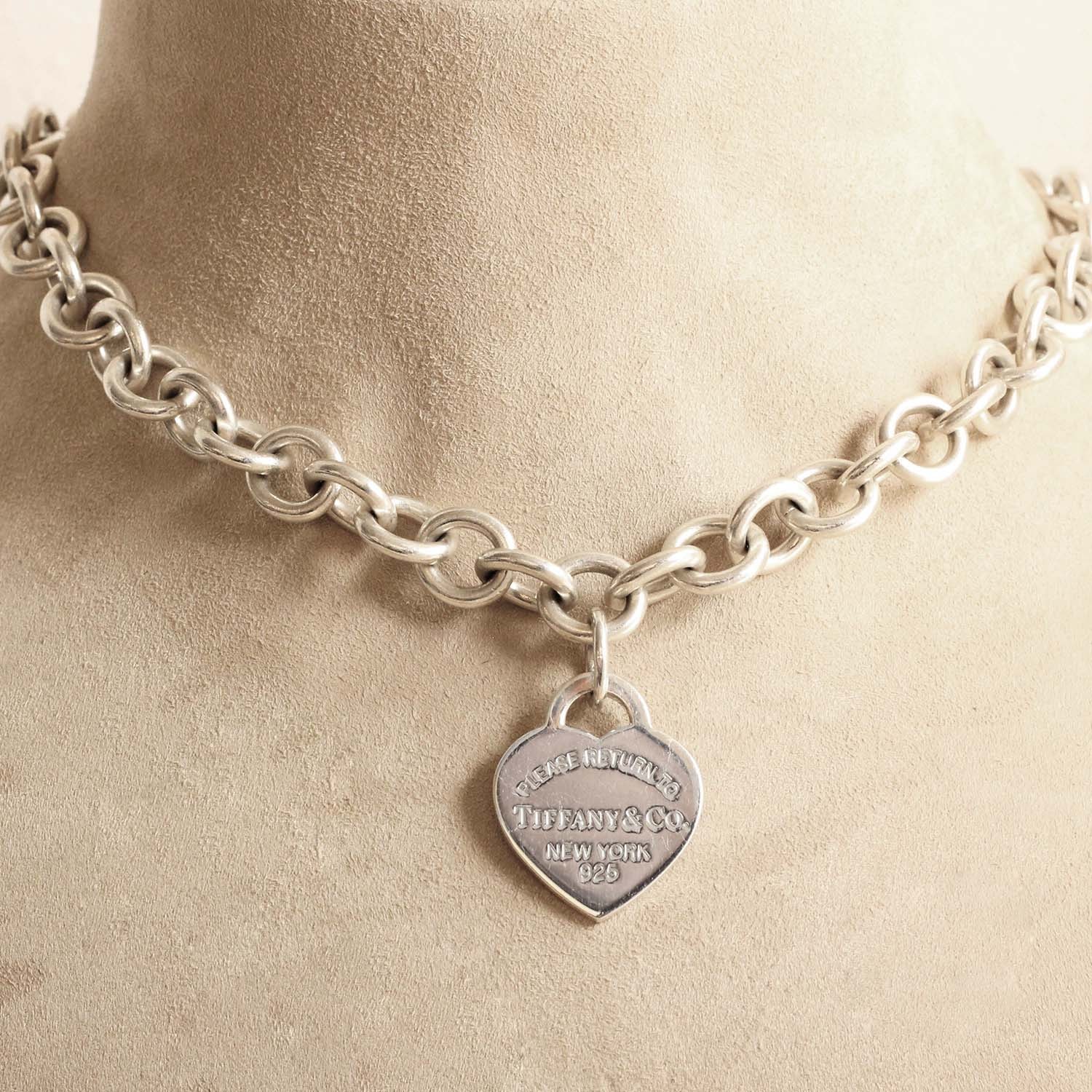 Colar Tiffany & Co Please Return to Tiffany & Co em prata