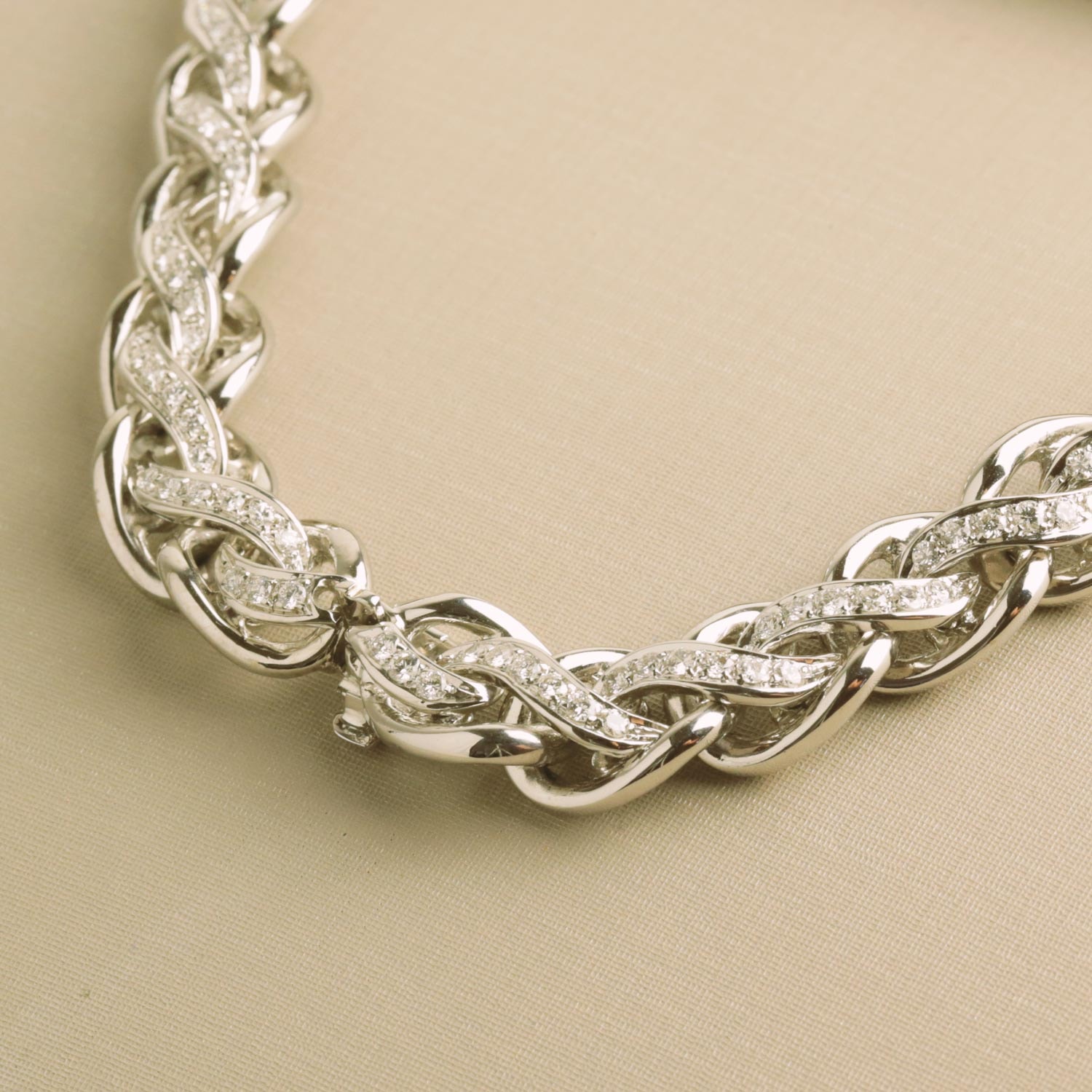 image_1b399aa8-cad4-416c-9f79-1367f52f5697