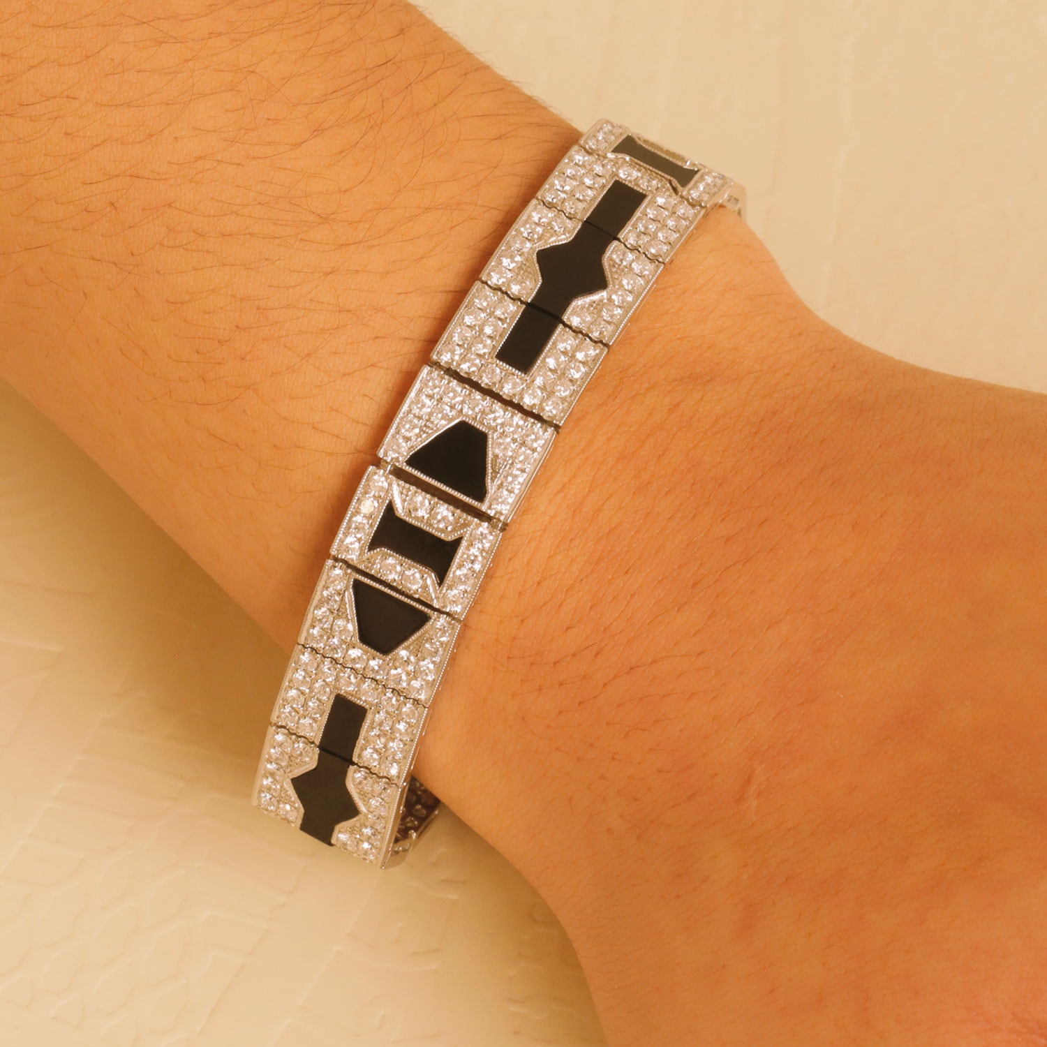 Product main image - 2d9063f0-f7b6-4c69-925d-c2a110935029