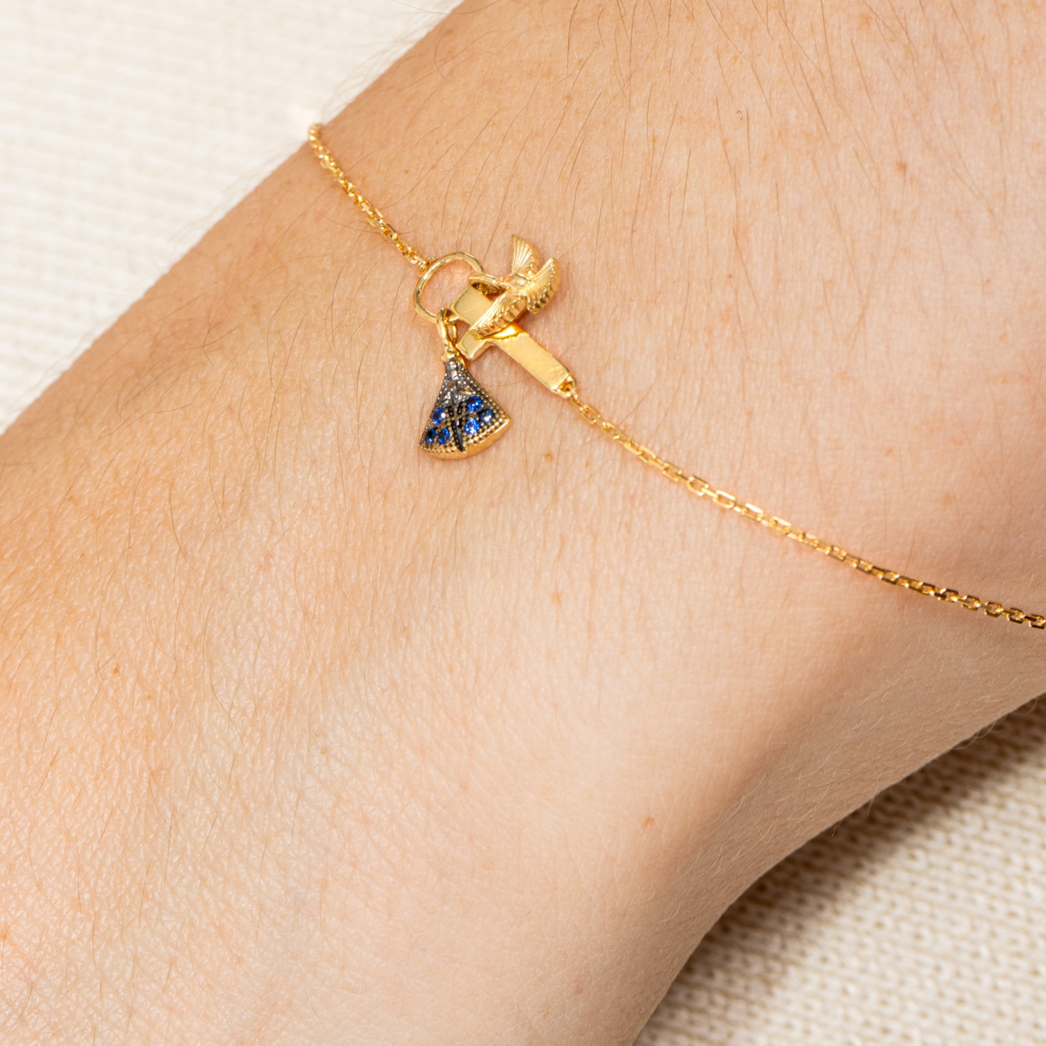 image_f1c0f432-6326-462c-9a08-1138a78f705a