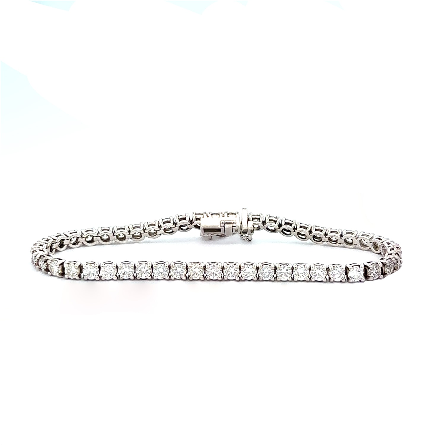 Pulseira riviera com 4,8 ct de diamantes em ouro branco