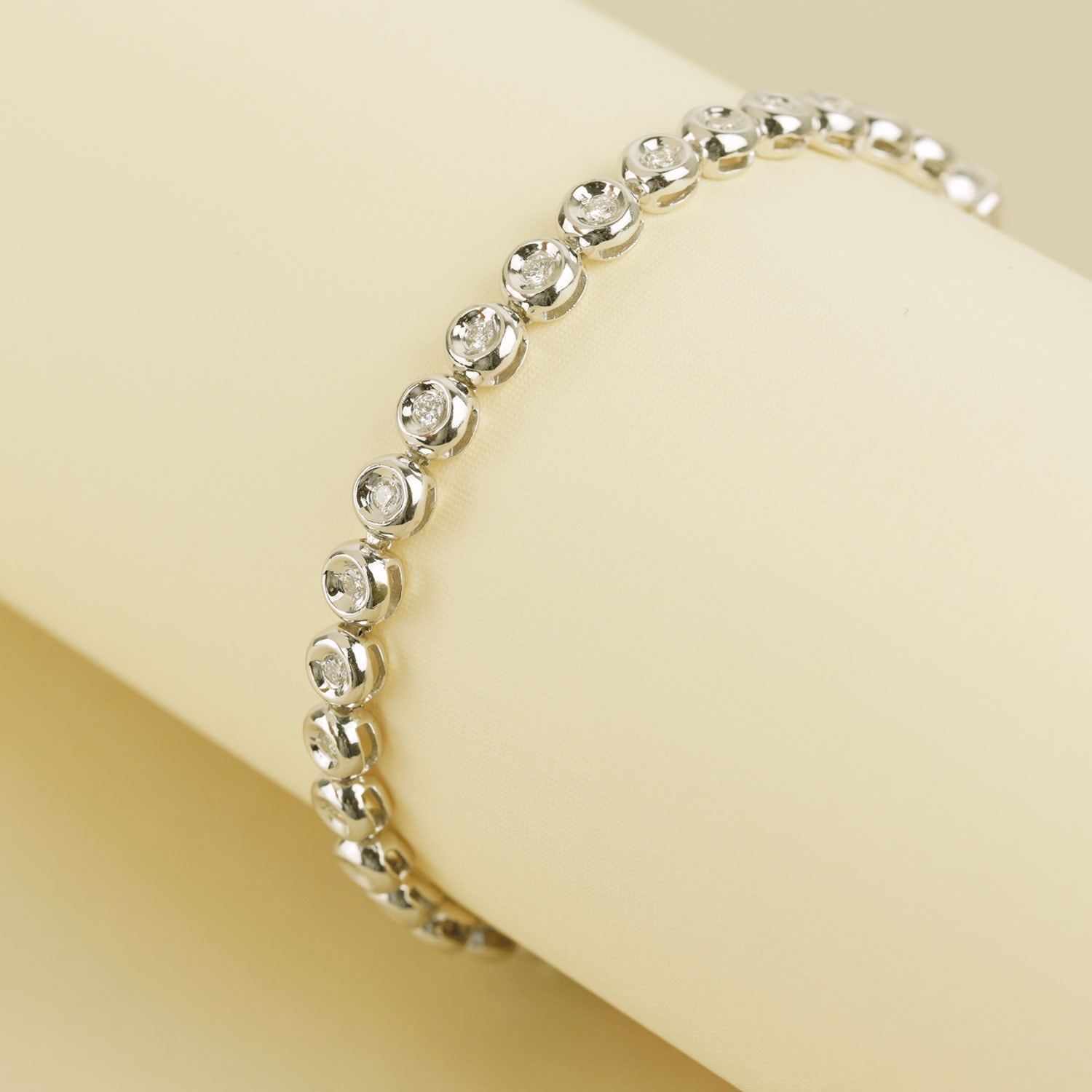 Product main image - 7f5804ff-2e4b-482d-b26d-3a74fbd59ca4