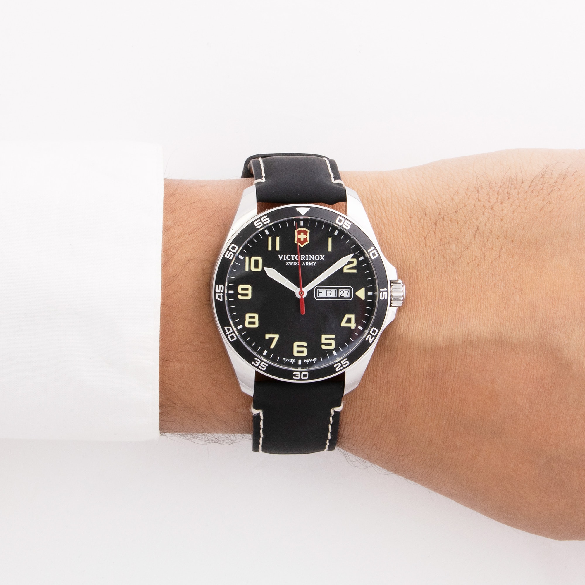 VICTOR  4u5G
(小枠)スイートゾントレーニング用ラケット VICTOR Drive X Series G5 4U Graphite Badminton Racket VICTOR Drive